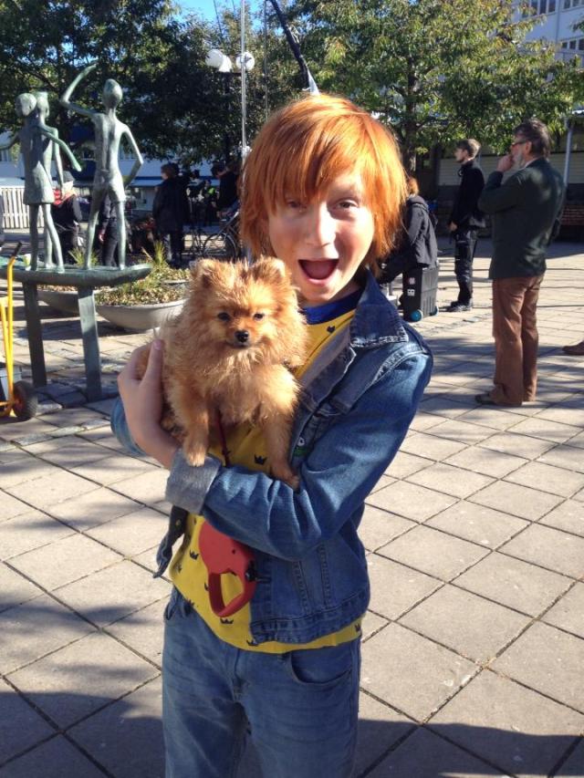 chanel-pojkenmedguldbyxorna